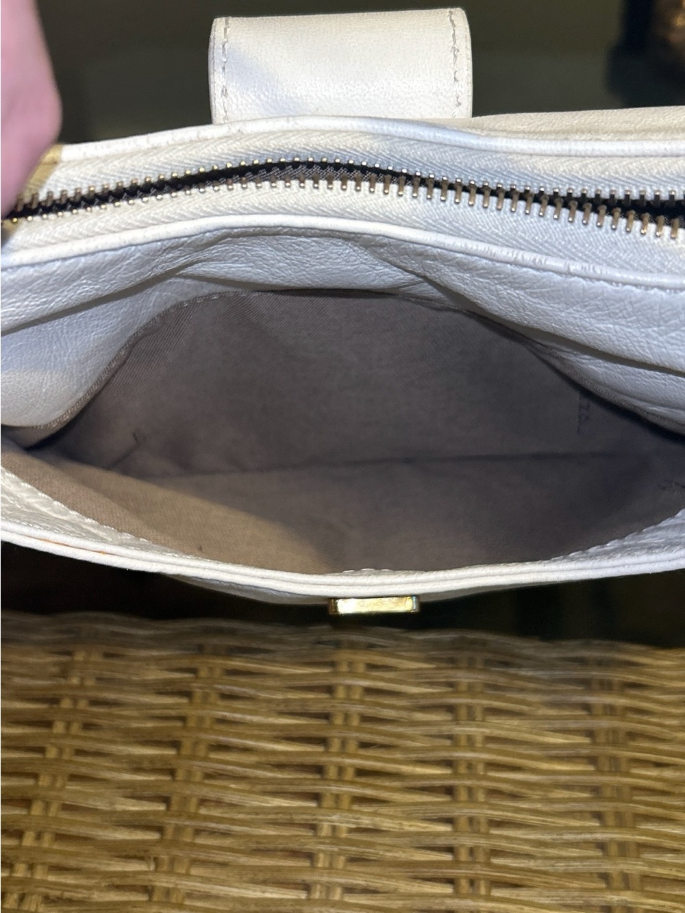 Fendi White Leather Shoulder Bag with Silver Hardware - Picture 10 of 13